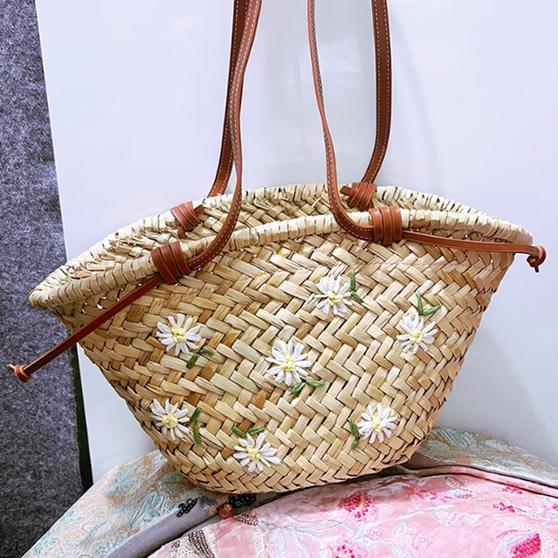 Casual Natural Straw Shoulder  - огляд і ціна Embroidery Bali