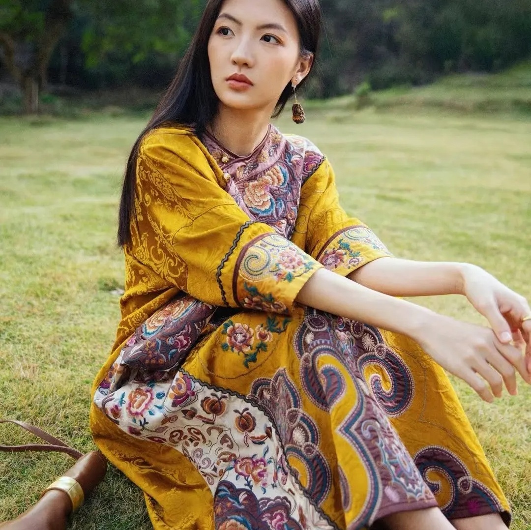 Luxury spring robe for women y - огляд і ціна Embroidery Yellow Dress