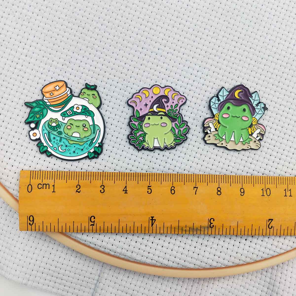 Magnetic Frog Needle Minder, C - огляд і ціна Needle Minder Magnet