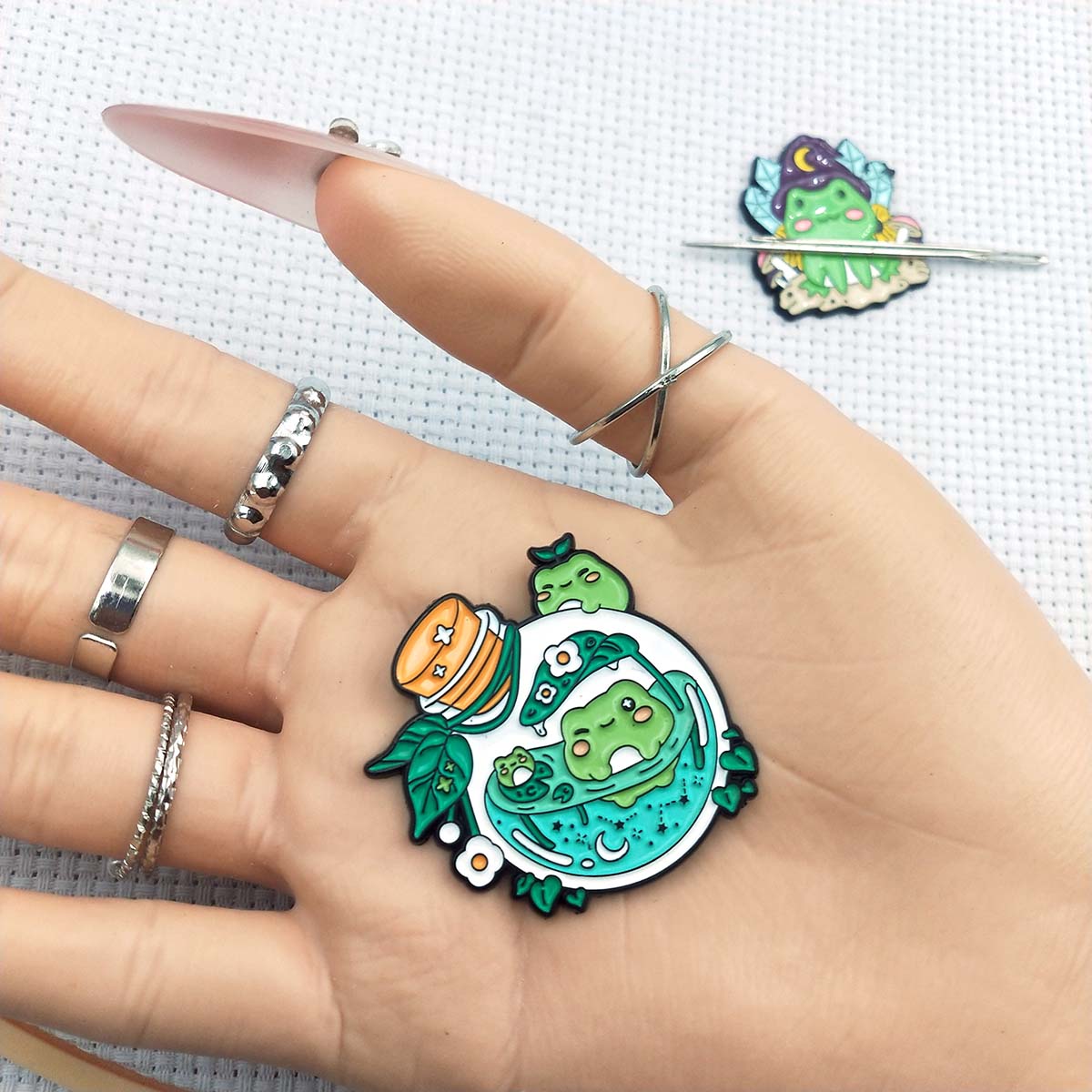 Magnetic Frog Needle Minder, C - огляд і ціна Needle Minder Magnet